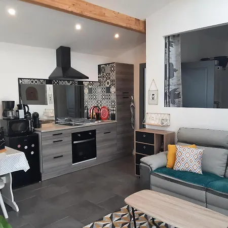 Petite Maison Sympathique Plein De Charme Beychac-et-Caillau Esterno foto