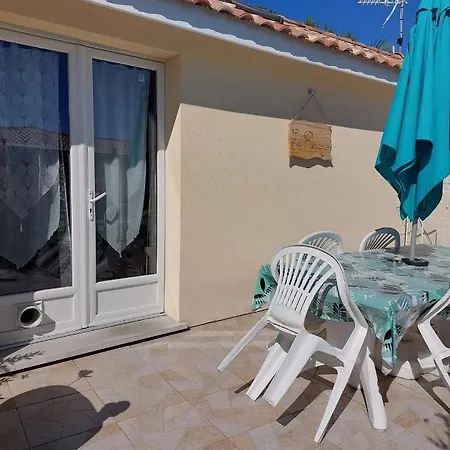 Petite Maison Sympathique Plein De Charme Beychac-et-Caillau Esterno foto